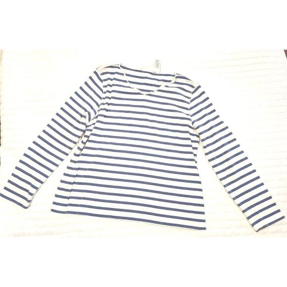 Liz Claiborne Tops - Liz Claiborne Sz L Blue And White Striped Top Soft Comfortable